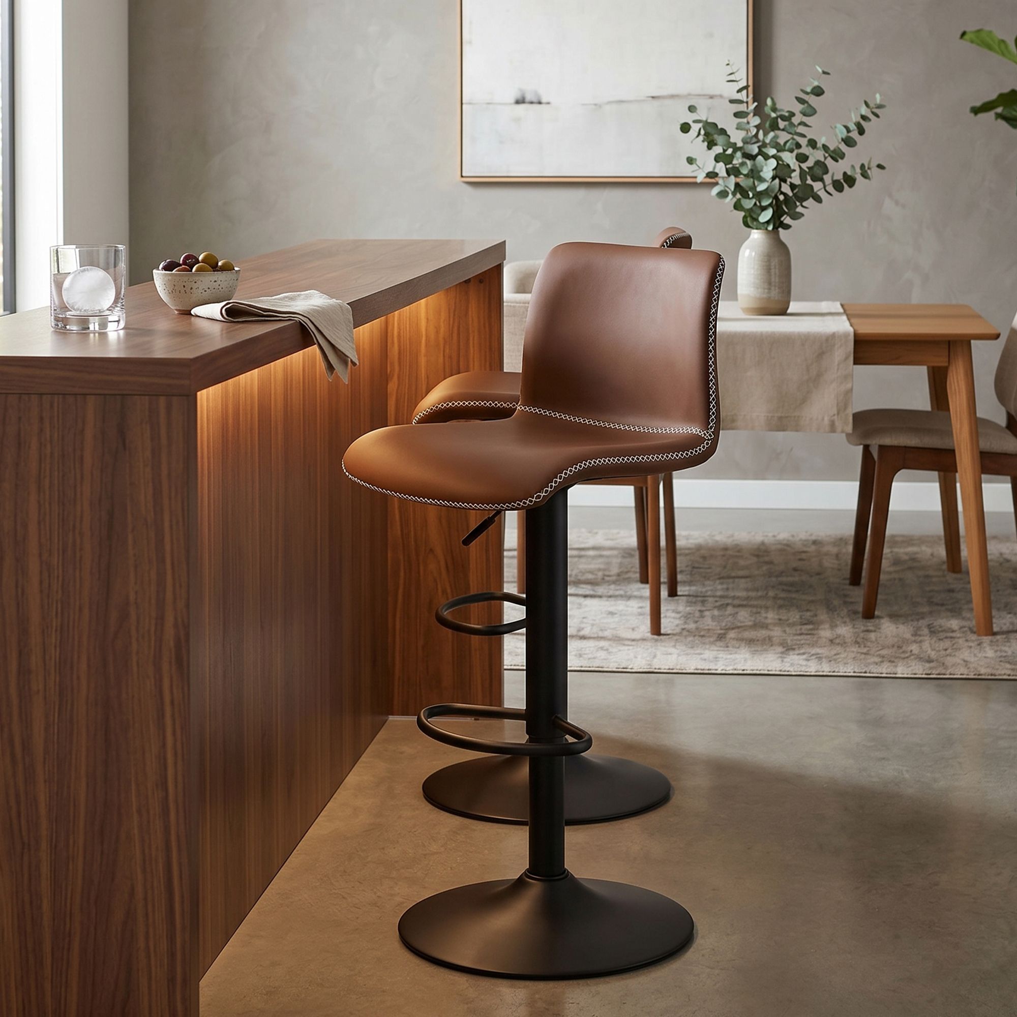Set di 2 sgabelli da bar Henchy in ecopelle