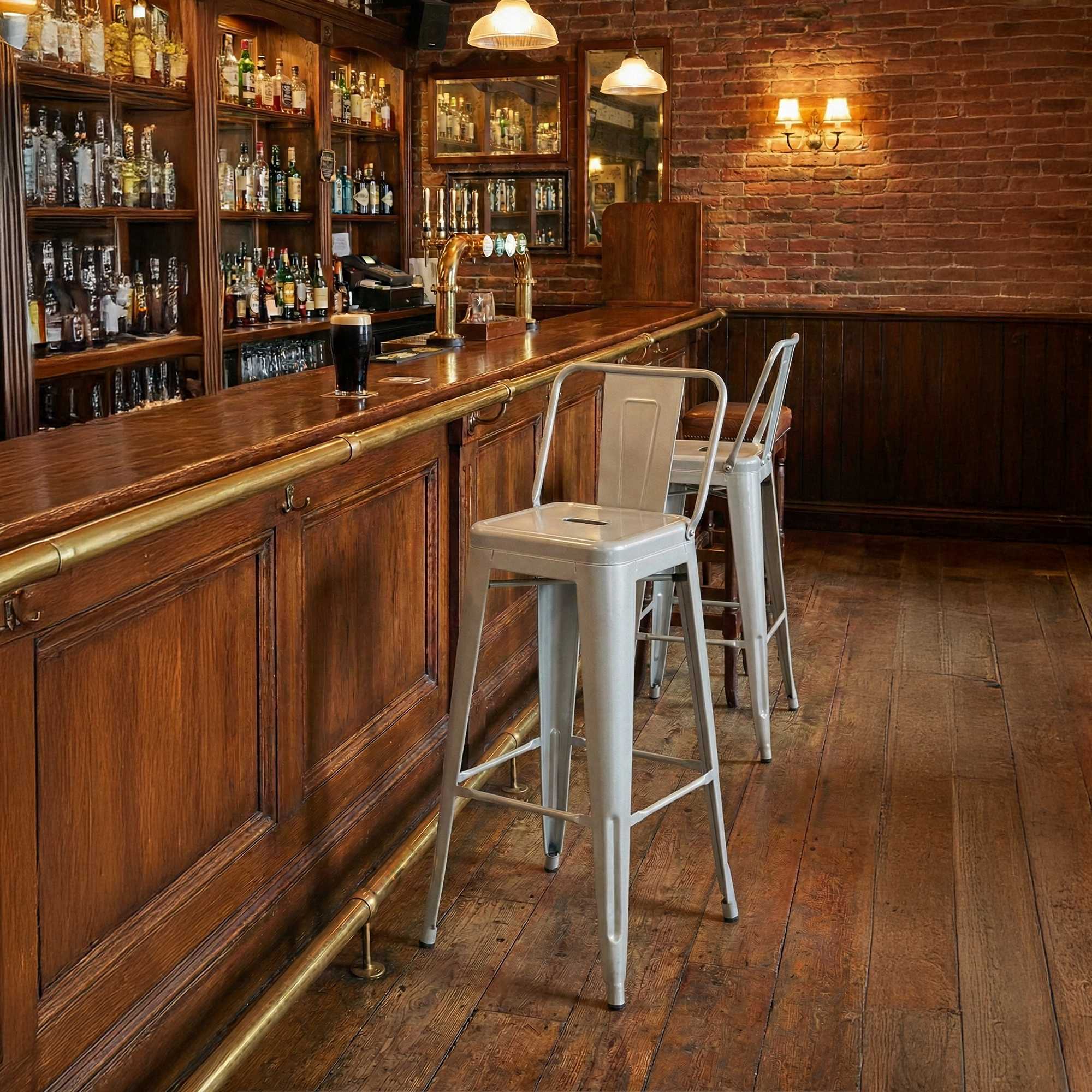 Set di 4 sgabelli da bar Mason