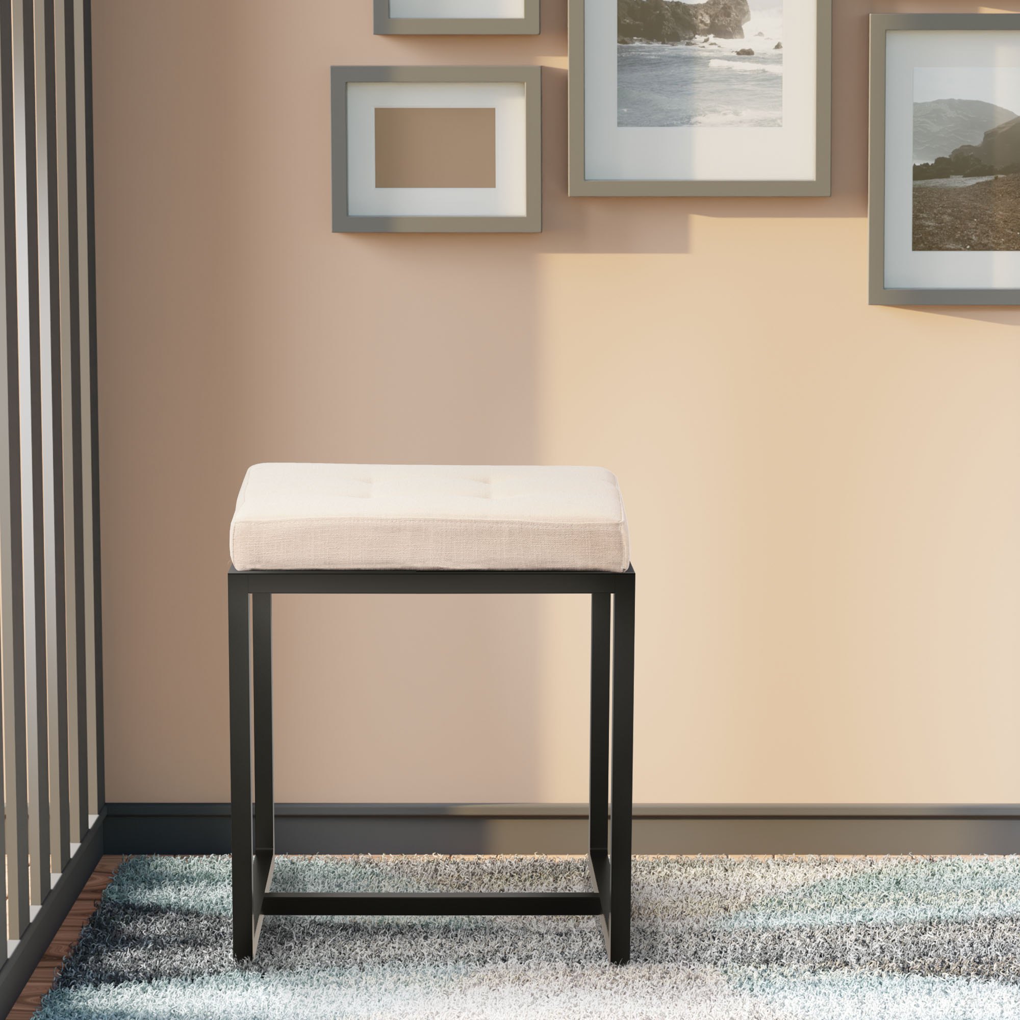 Sgabello Barci con struttura nera