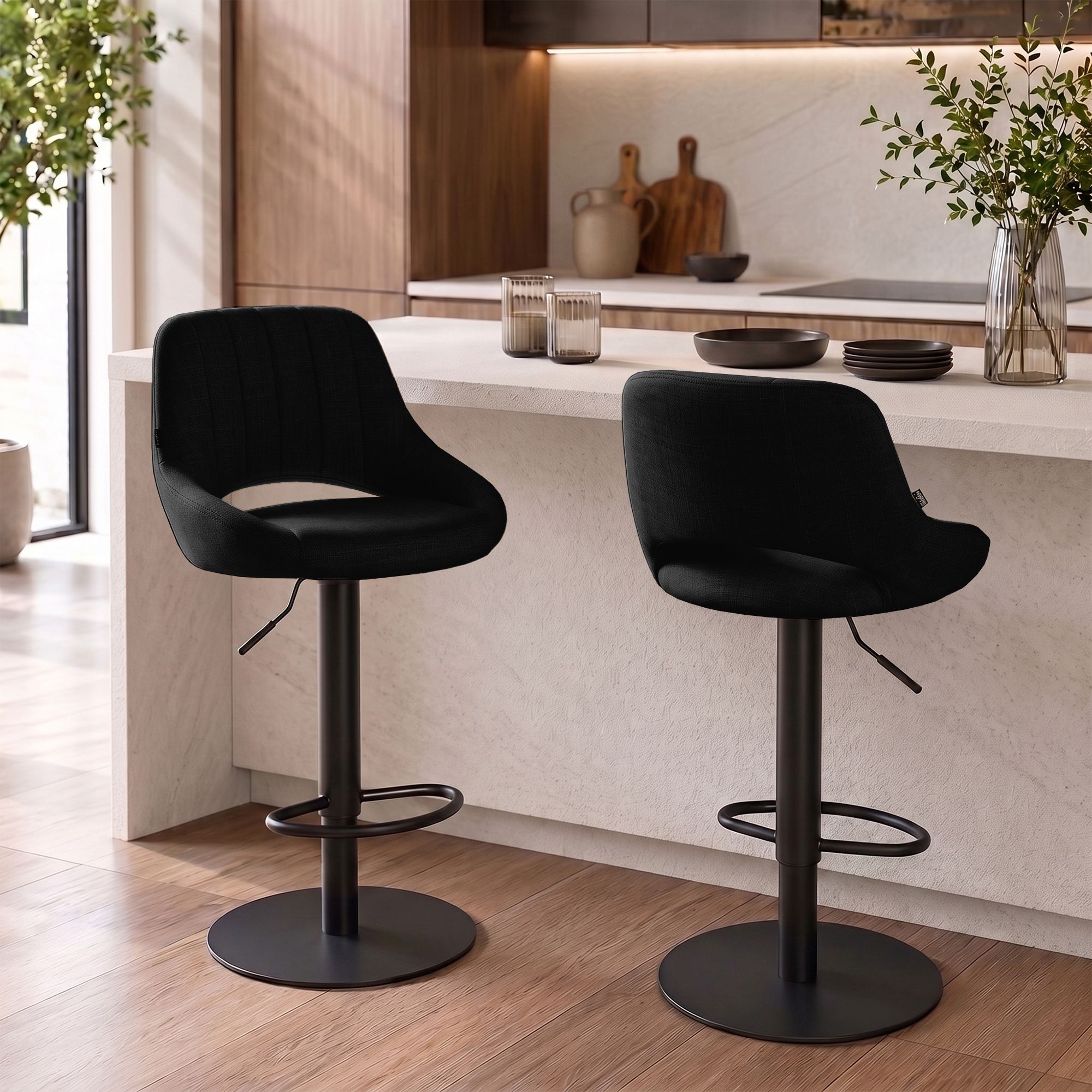 Sgabello da bar Milet nero con base extra pesante