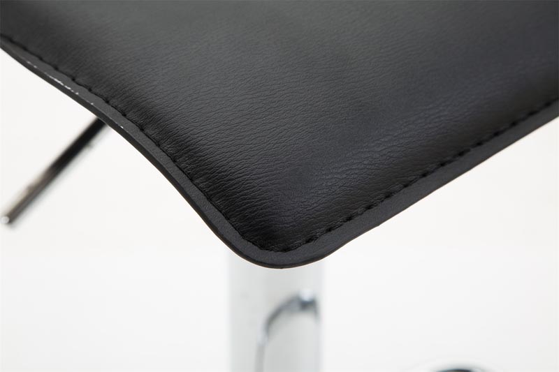 Sgabello Dyn V2 in similpelle
