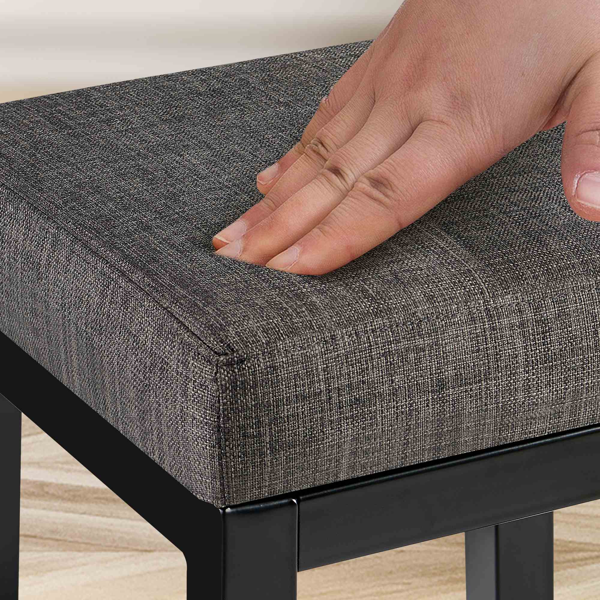 Sgabello Taylor Altezza seduta 83 cm Struttura in metallo nero