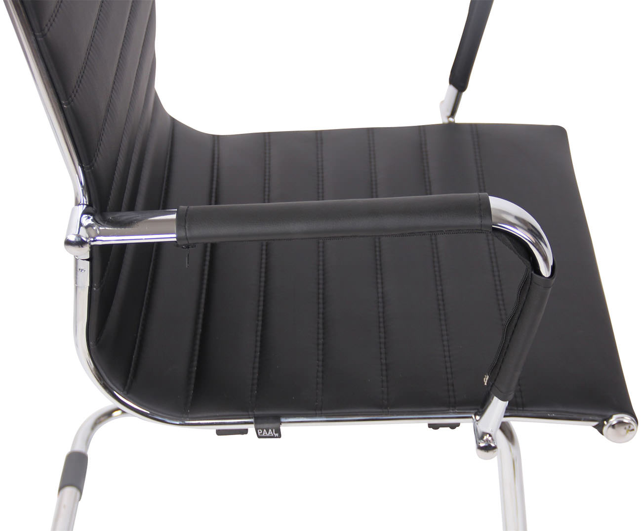 Sedia cantilever Balve in similpelle o vera pelle