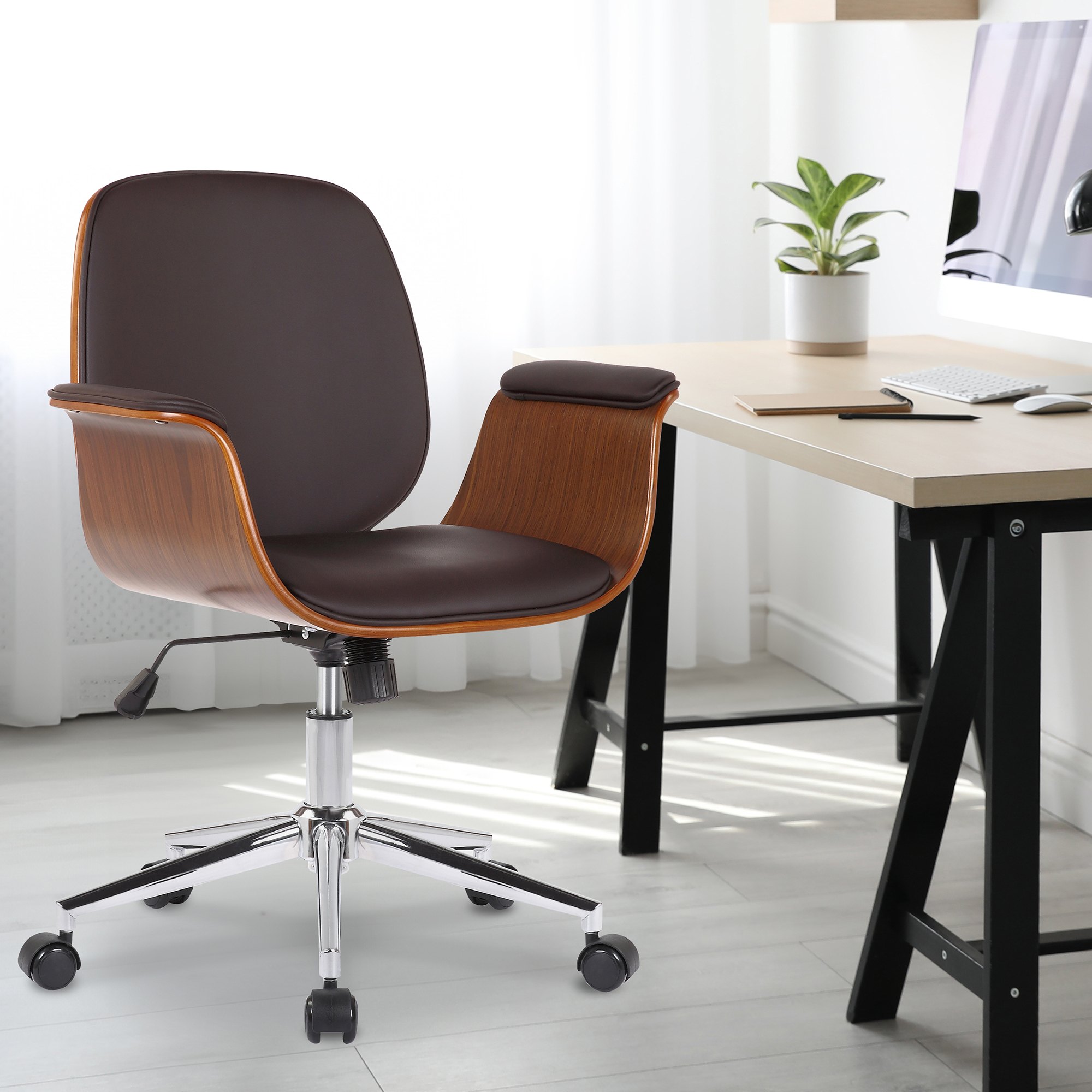 Sedia ufficio Kemberg in similpelle