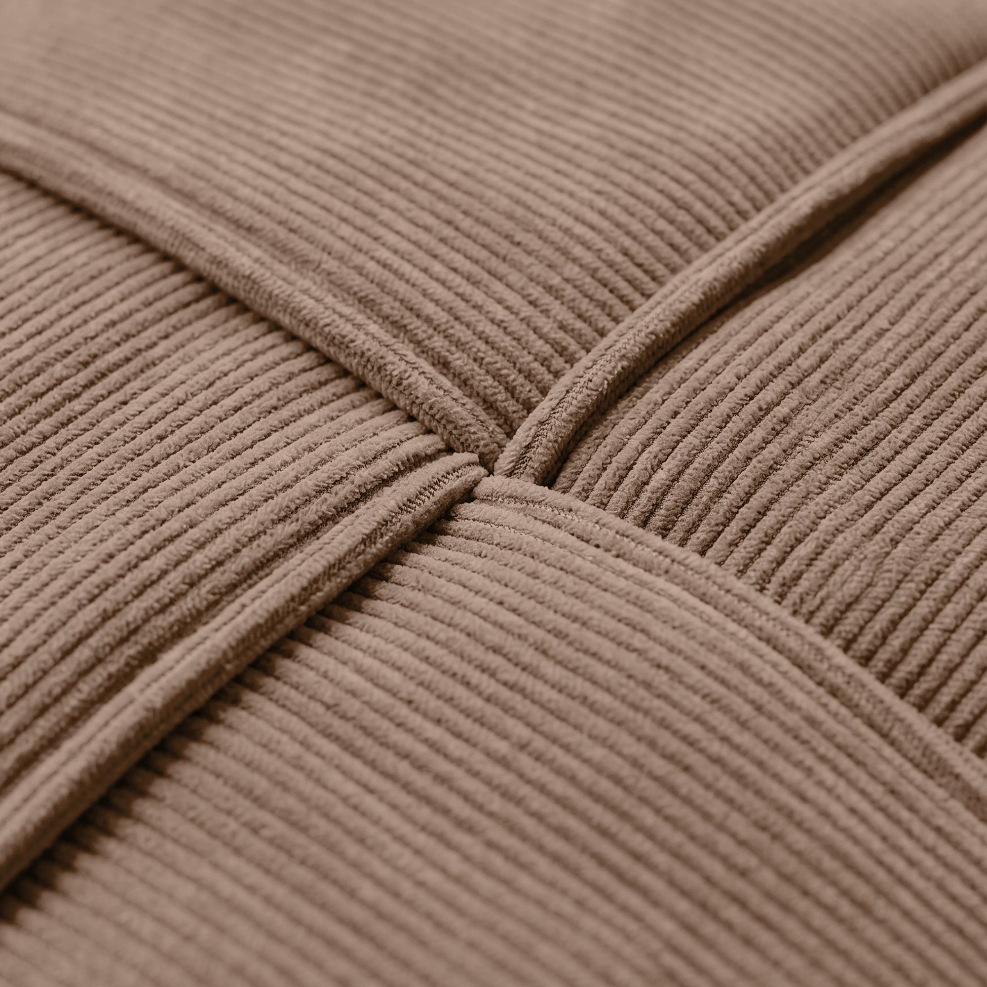 Pouf Forinta in velluto a coste