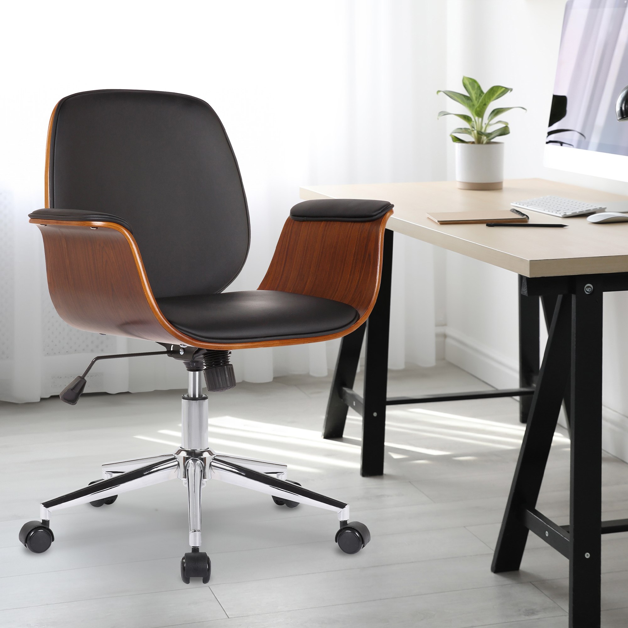 Sedia ufficio Kemberg in similpelle