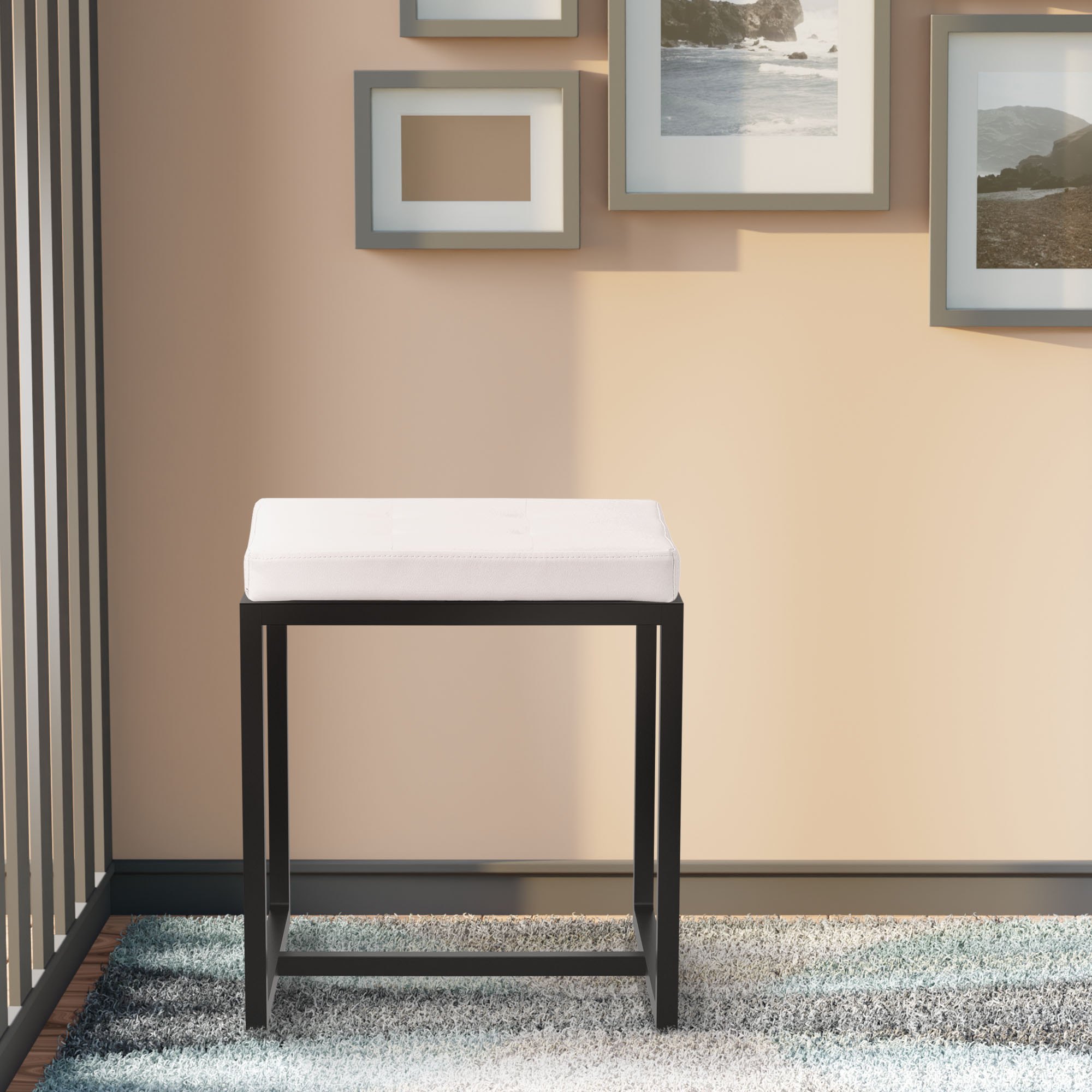 Sgabello Barci con struttura nera